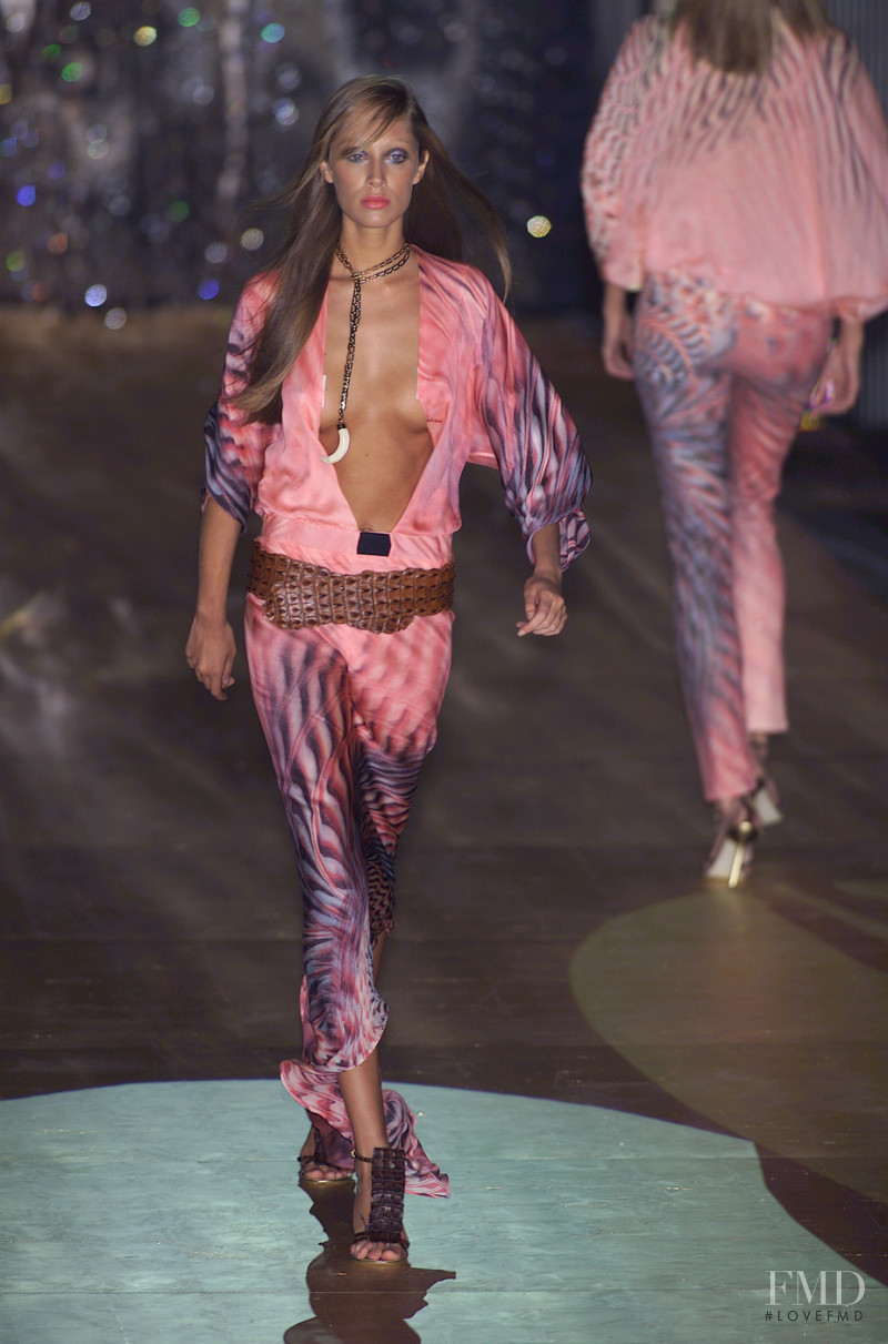 Roberto Cavalli fashion show for Spring/Summer 2001