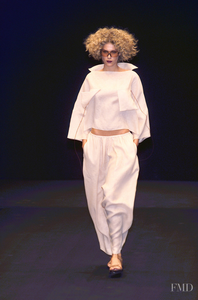 Krizia fashion show for Spring/Summer 2001