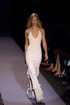 Carolina Herrera fashion show for Spring/Summer 2000