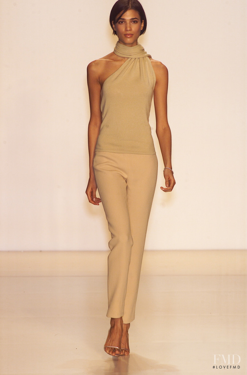 Halston fashion show for Spring/Summer 2001