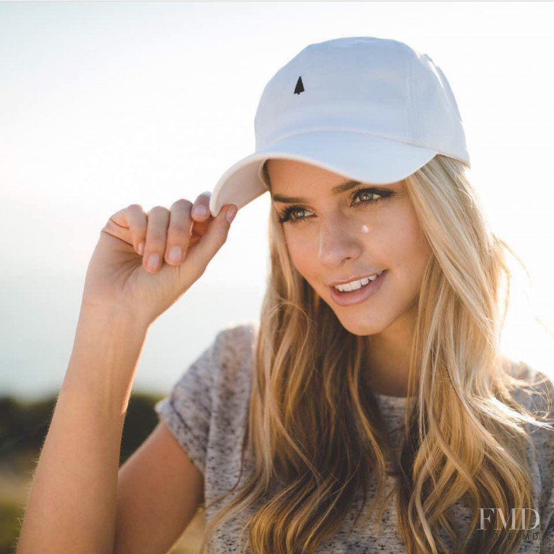 Marina Laswick featured in  the tentree lookbook for Spring/Summer 2018