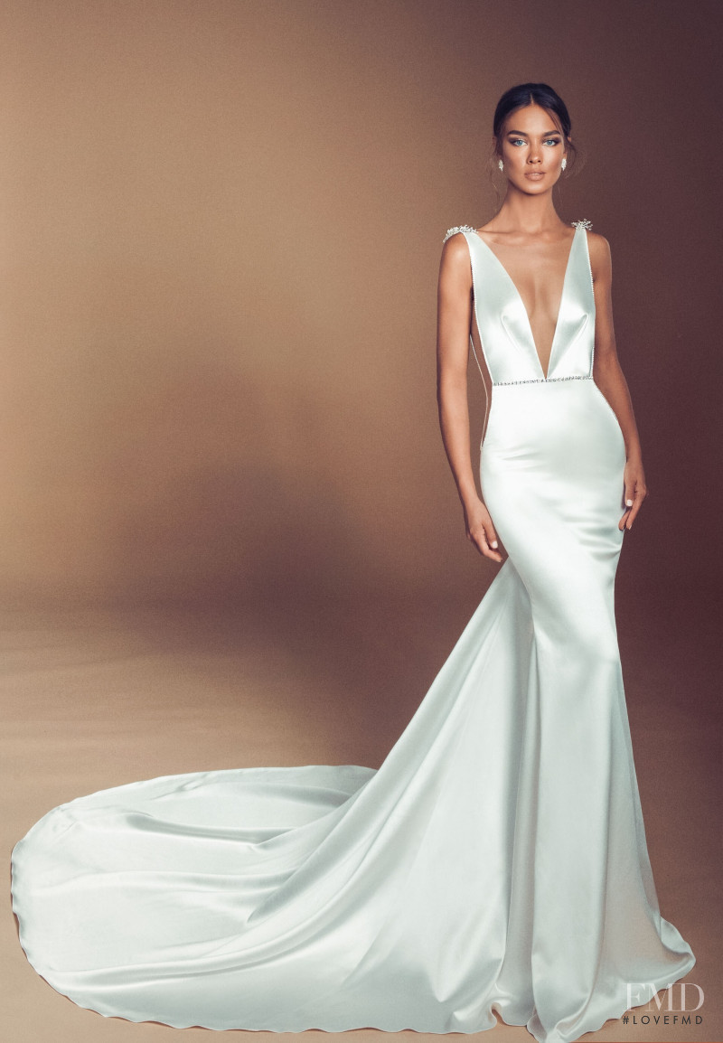 Gulsina Kalimullina featured in  the Elihav Sasson\'s lookbook for Autumn/Winter 2019