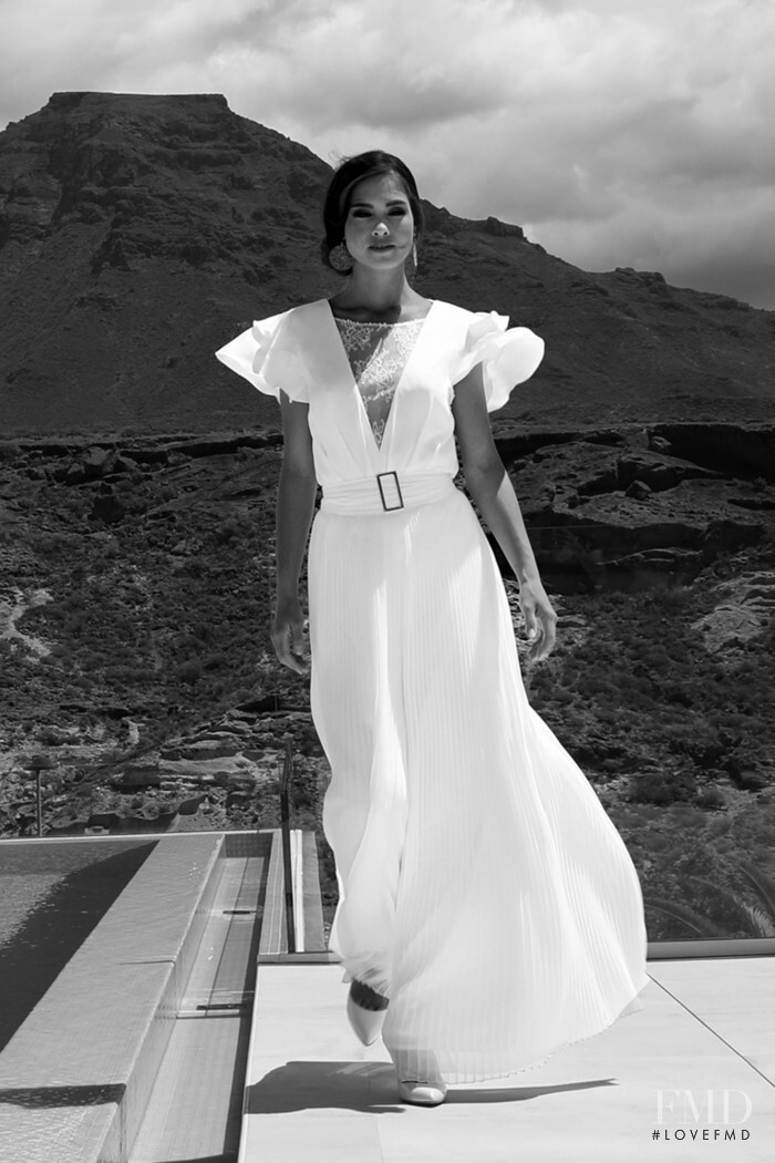 Gulsina Kalimullina featured in  the Linea Raffaelli Bridal lookbook for Spring/Summer 2020