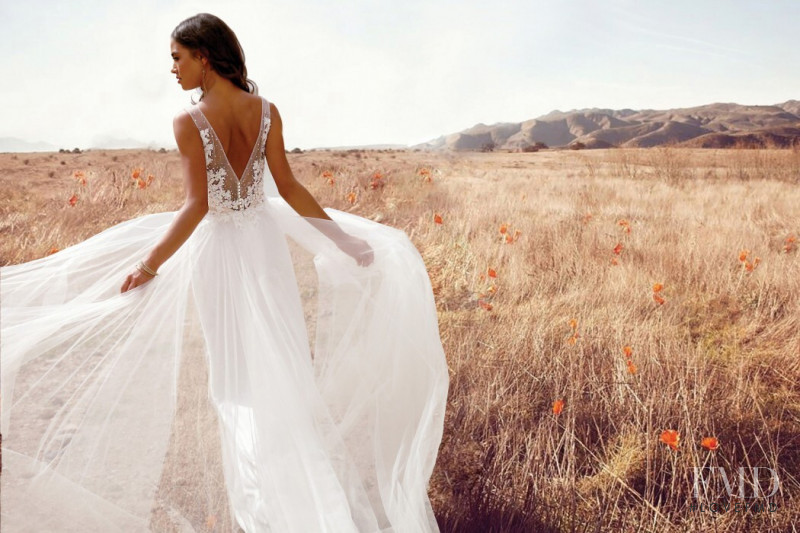 Gulsina Kalimullina featured in  the Linea Raffaelli Bridal lookbook for Spring/Summer 2020