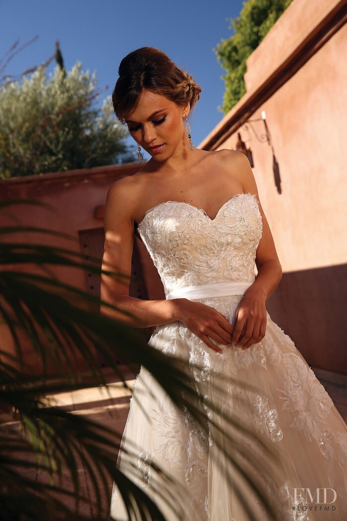 Gulsina Kalimullina featured in  the Linea Raffaelli Bridal lookbook for Spring/Summer 2020