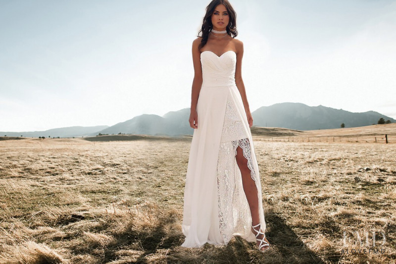 Gulsina Kalimullina featured in  the Linea Raffaelli Bridal lookbook for Spring/Summer 2020