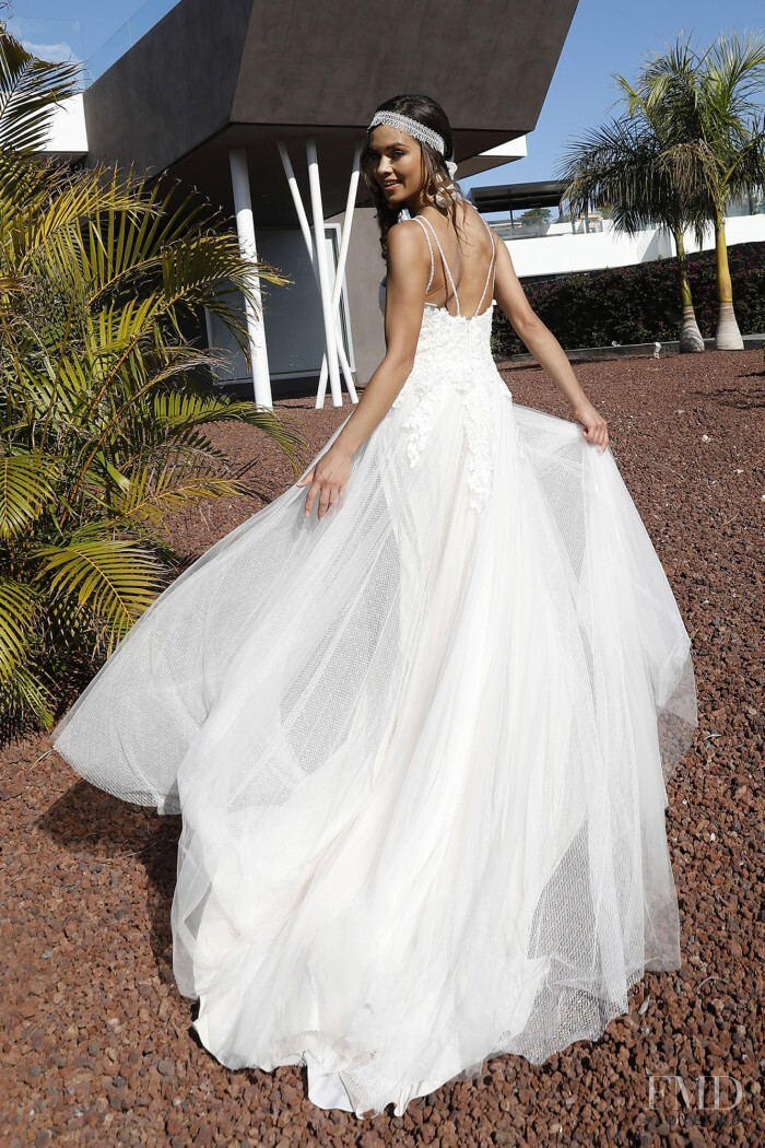 Gulsina Kalimullina featured in  the Linea Raffaelli Bridal lookbook for Spring/Summer 2020