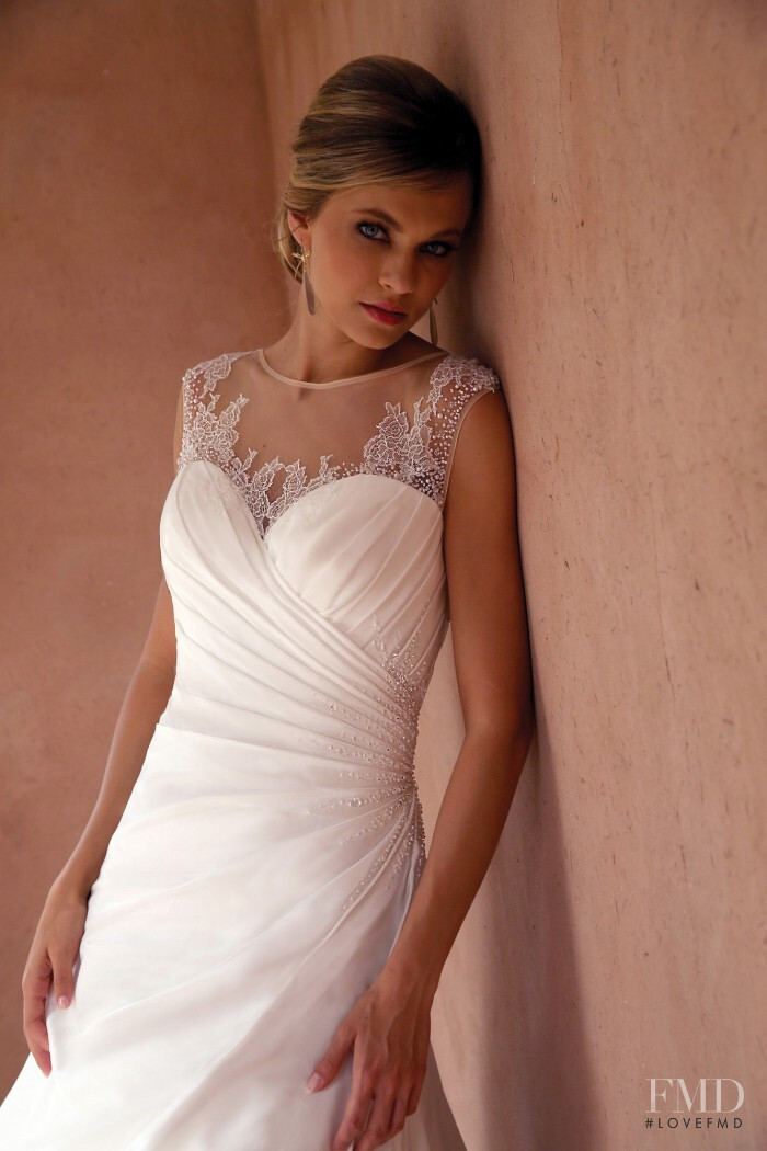 Gulsina Kalimullina featured in  the Linea Raffaelli Bridal lookbook for Spring/Summer 2020