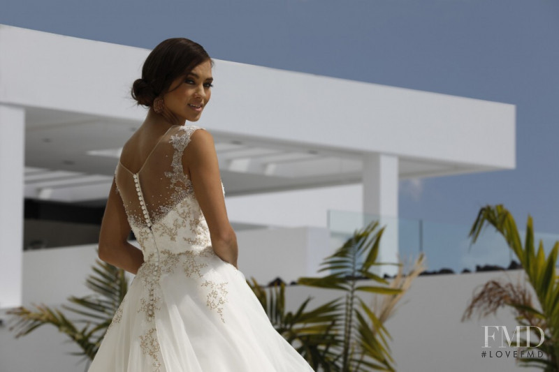 Gulsina Kalimullina featured in  the Linea Raffaelli Bridal lookbook for Spring/Summer 2020