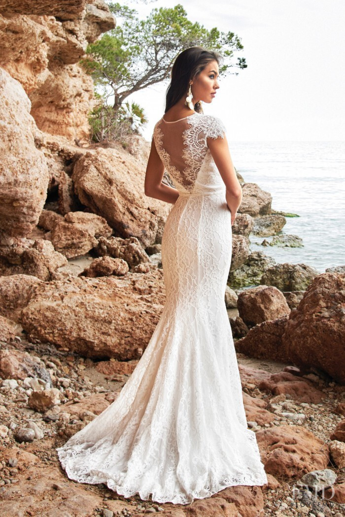 Gulsina Kalimullina featured in  the Linea Raffaelli Bridal lookbook for Spring/Summer 2020