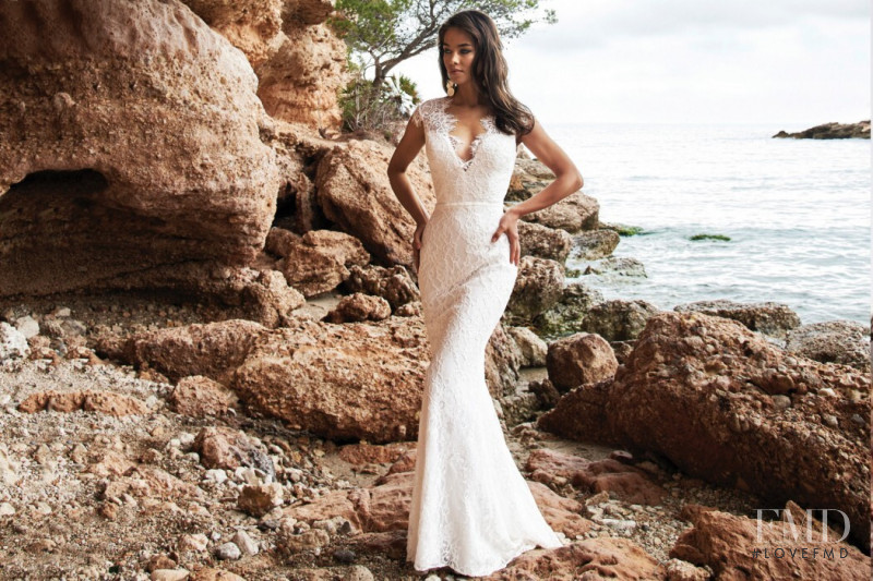 Gulsina Kalimullina featured in  the Linea Raffaelli Bridal lookbook for Spring/Summer 2020