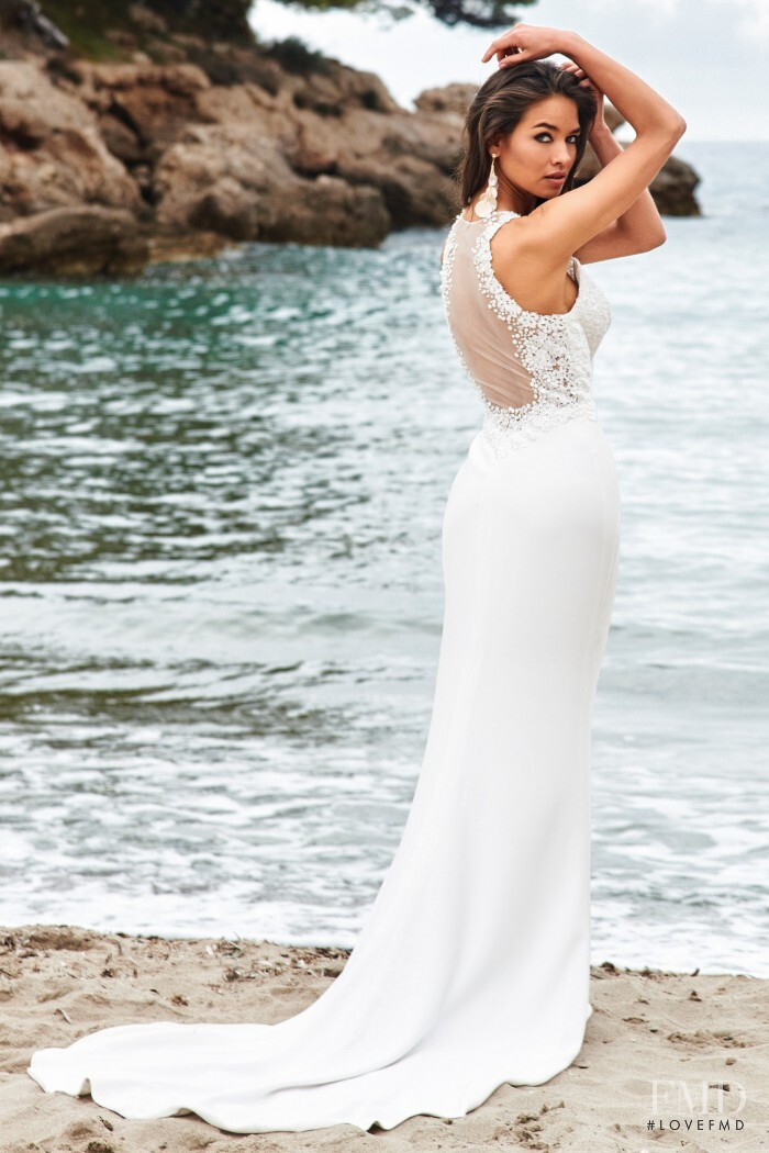 Gulsina Kalimullina featured in  the Linea Raffaelli Bridal lookbook for Spring/Summer 2020