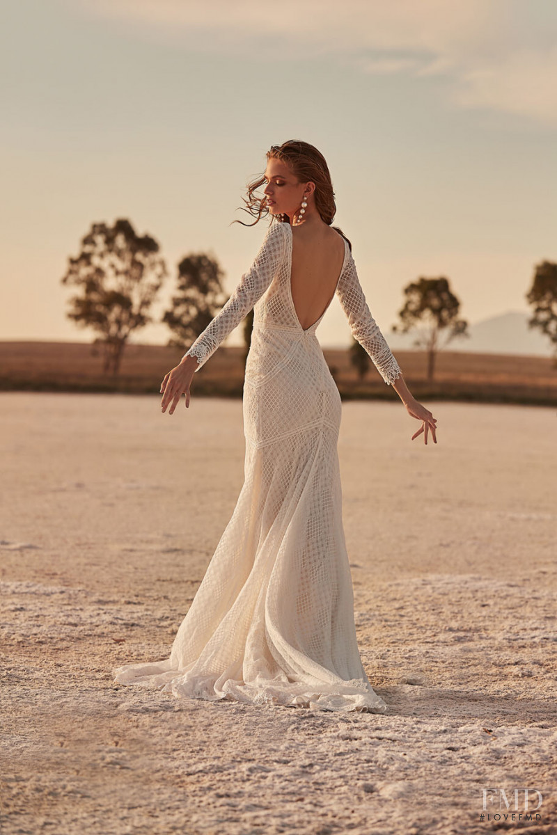 Anna Mila Guyenz featured in  the One Day Bridal lookbook for Resort 2019