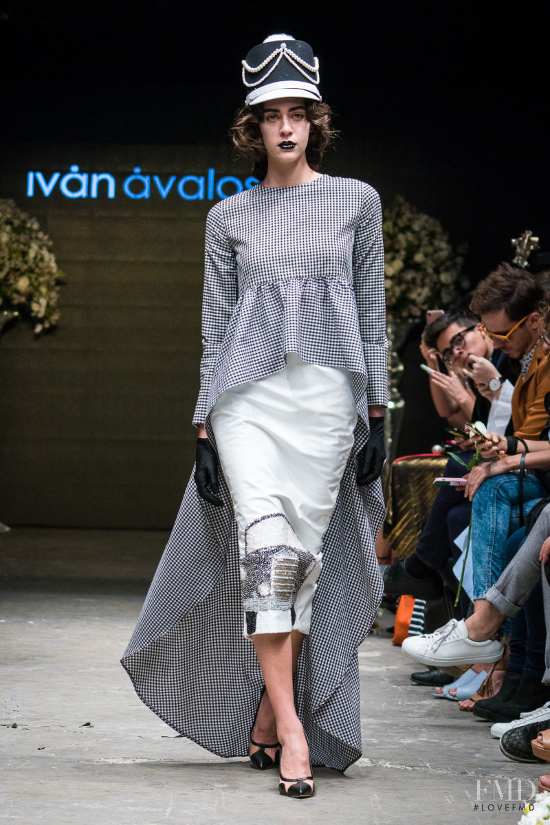 Valentina Lobeira featured in  the Ivan Avalos fashion show for Autumn/Winter 2017