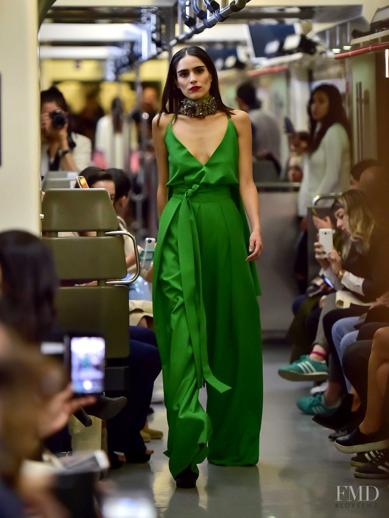 Alejandra Infante featured in  the Colectivo Diseño Mexicano fashion show for Spring/Summer 2018