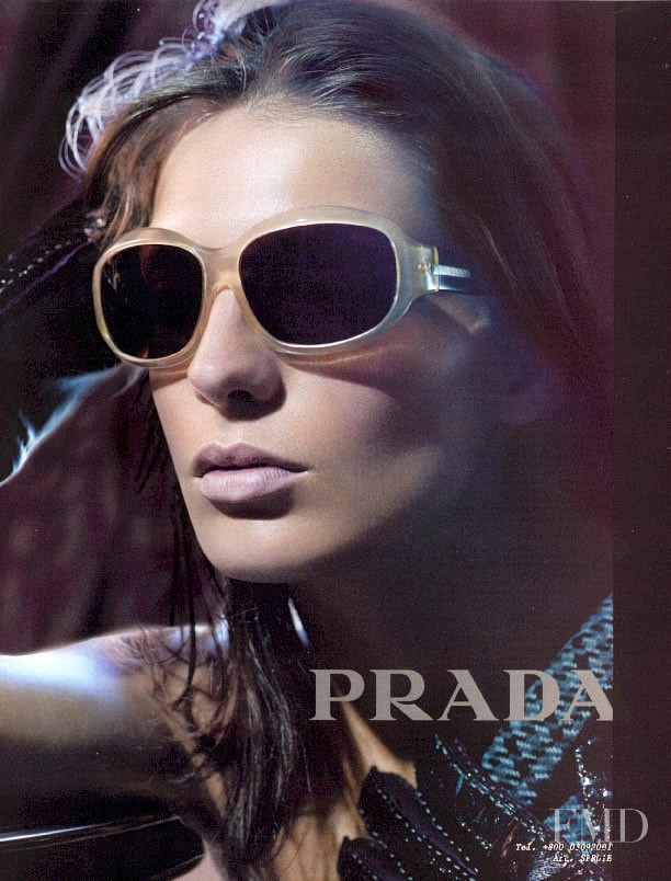 Daria Werbowy featured in  the Prada advertisement for Autumn/Winter 2003