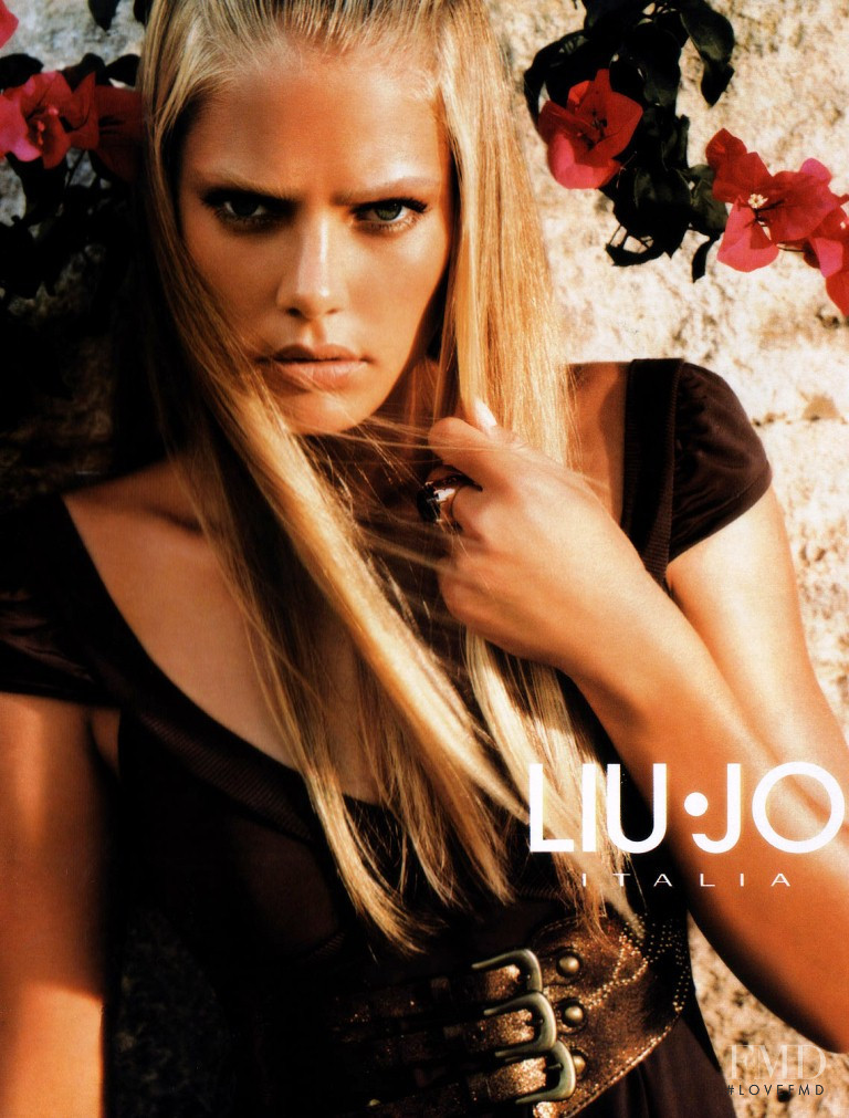 Tori Praver featured in  the Liu Jo Luxury advertisement for Spring/Summer 2007