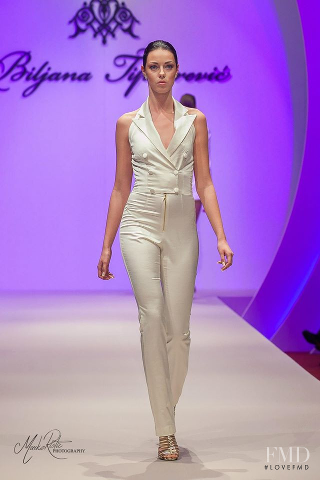 Biljana Tipsarevic La Storia Di Una Donna fashion show for Cruise 2014