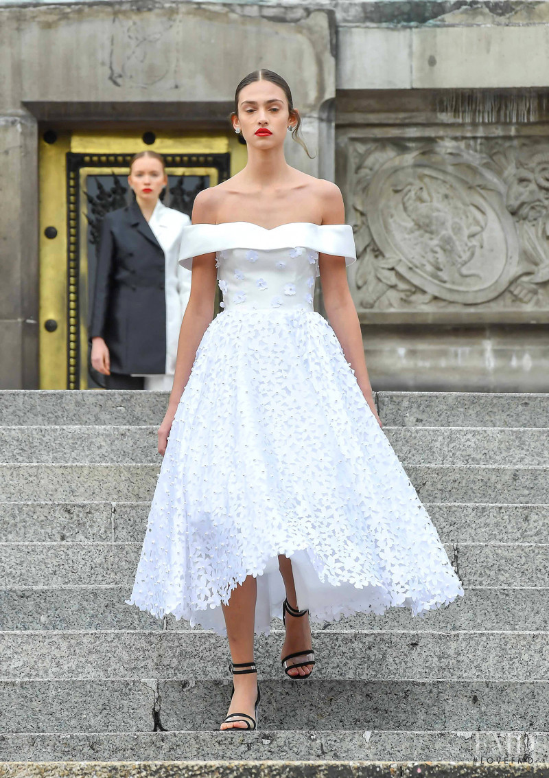 Krini Hernandez featured in  the Benito Santos fashion show for Spring/Summer 2019