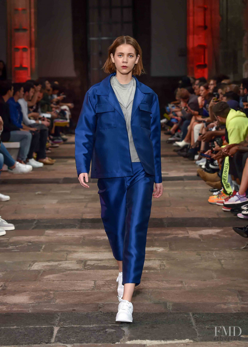 Sarah Cano featured in  the Maison Manila fashion show for Spring/Summer 2019