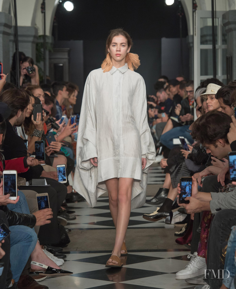 Sarah Cano featured in  the Julia Y Renata fashion show for Spring/Summer 2019
