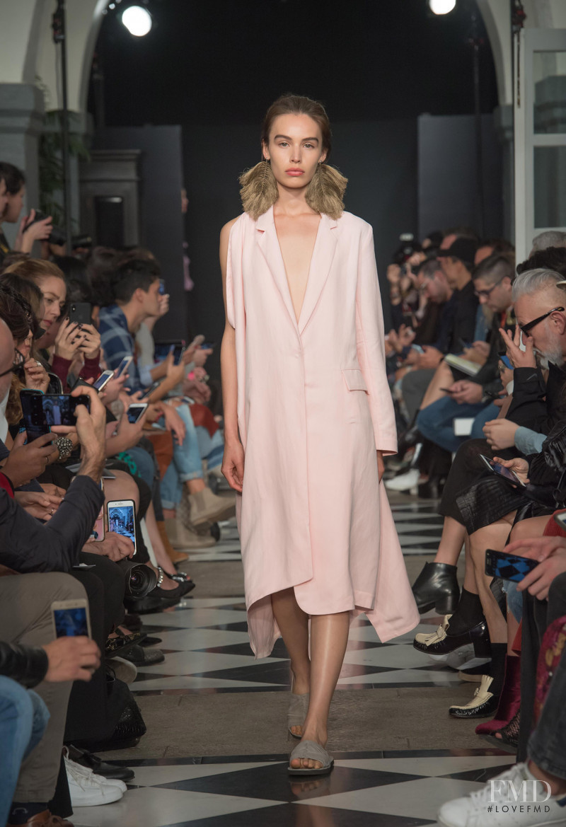 Ana Pau Valle featured in  the Julia Y Renata fashion show for Spring/Summer 2019