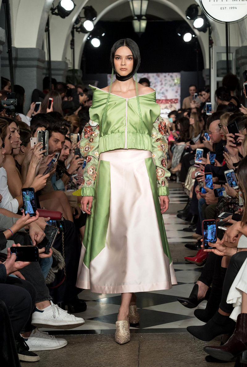 Andrea Tresgallo featured in  the Alexia Ulibarri fashion show for Spring/Summer 2019