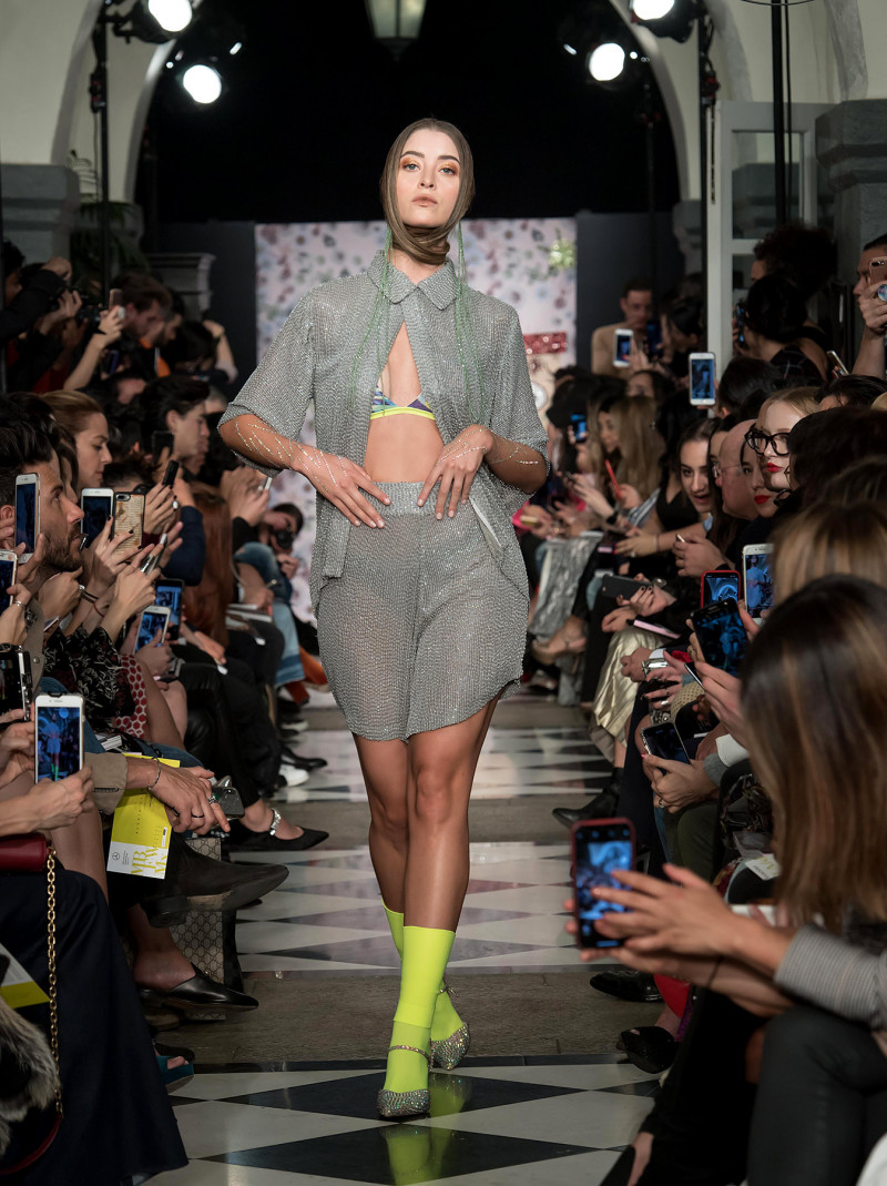 Ana Girault featured in  the Alexia Ulibarri fashion show for Spring/Summer 2019