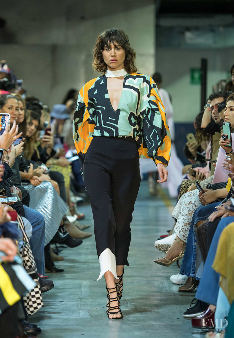 Daniella Valdez featured in  the Kris Goyri fashion show for Spring/Summer 2019