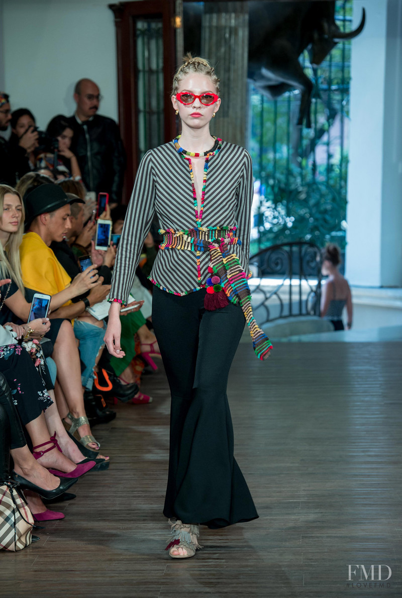 Alejandra Velasco featured in  the Lydia Lavin fashion show for Spring/Summer 2019