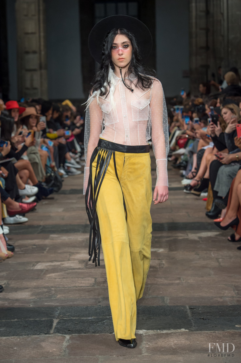 Anel Rodriguez featured in  the Bernarda fashion show for Spring/Summer 2019