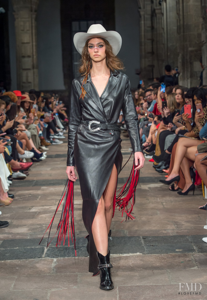 Krini Hernandez featured in  the Bernarda fashion show for Spring/Summer 2019