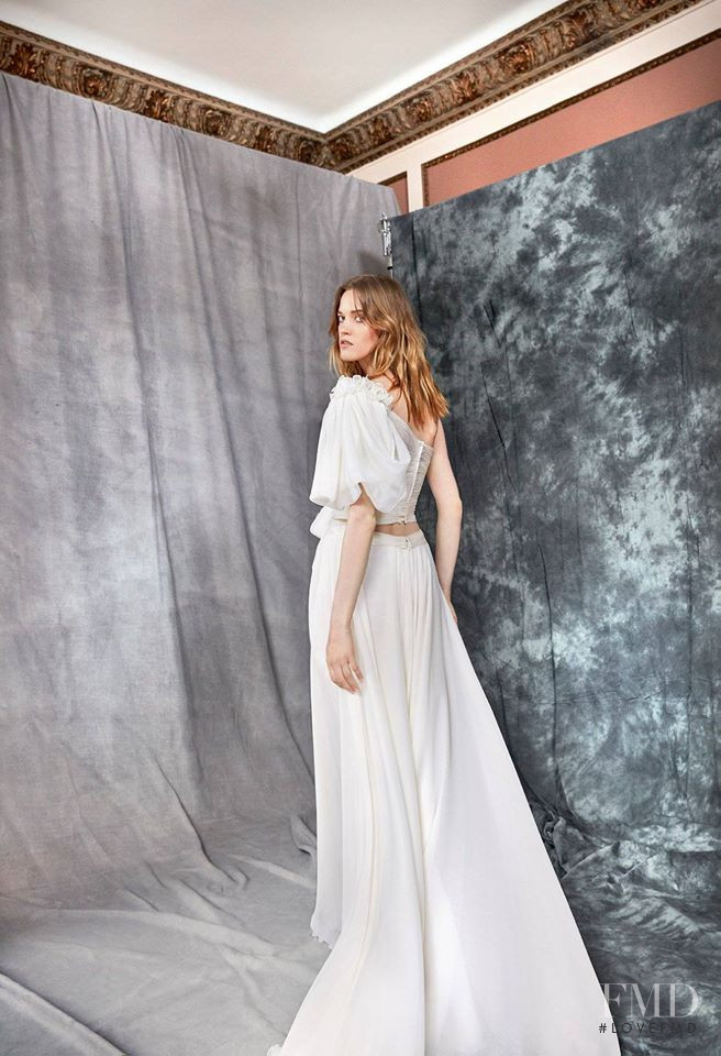 Yolancris Bridal lookbook for Spring/Summer 2019