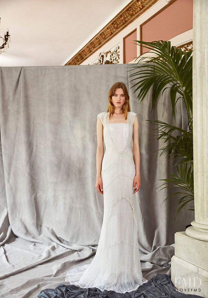 Yolancris Bridal lookbook for Spring/Summer 2019