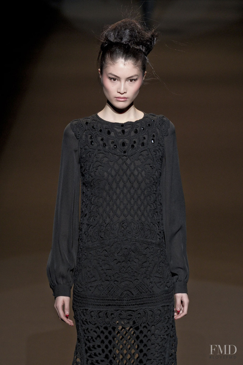 Vivienne Tam fashion show for Autumn/Winter 2011