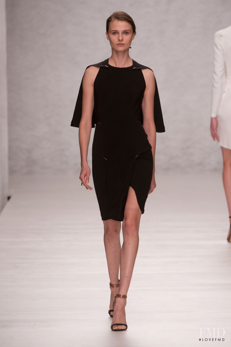 Marios Schwab fashion show for Spring/Summer 2014