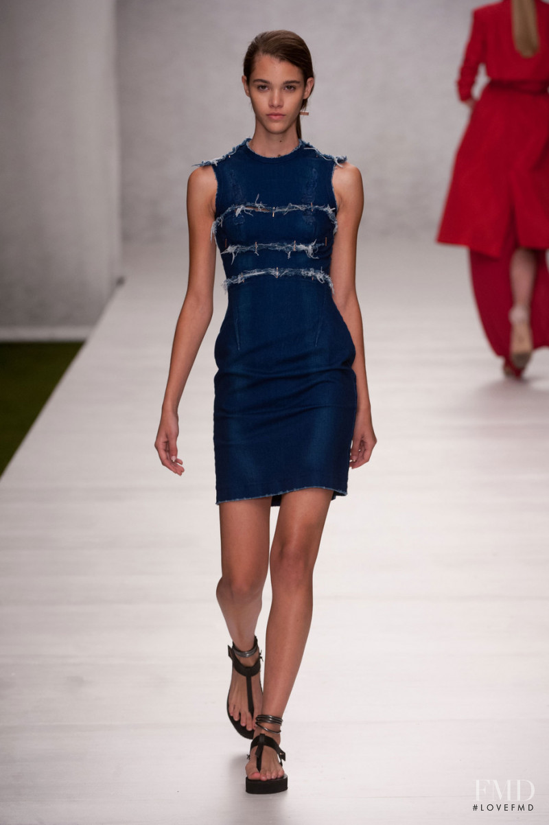 Marios Schwab fashion show for Spring/Summer 2014