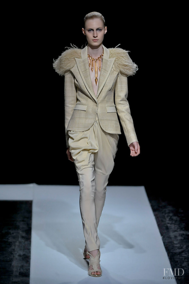 Maxime Simoëns fashion show for Autumn/Winter 2011