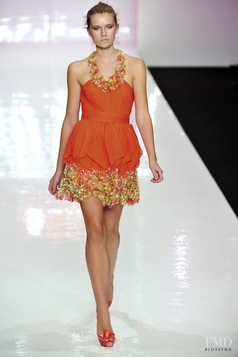 Jenny Packham fashion show for Spring/Summer 2009