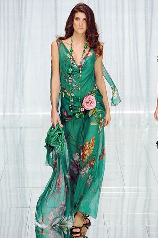 Elie Saab fashion show for Spring/Summer 2006