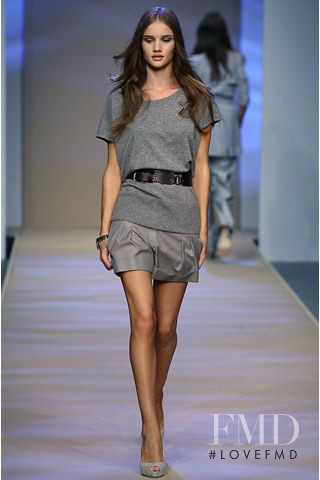 Rosie Huntington-Whiteley featured in  the Amanda Wakeley fashion show for Spring/Summer 2007