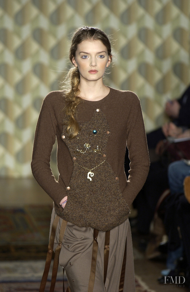 Tata-Naka fashion show for Autumn/Winter 2004