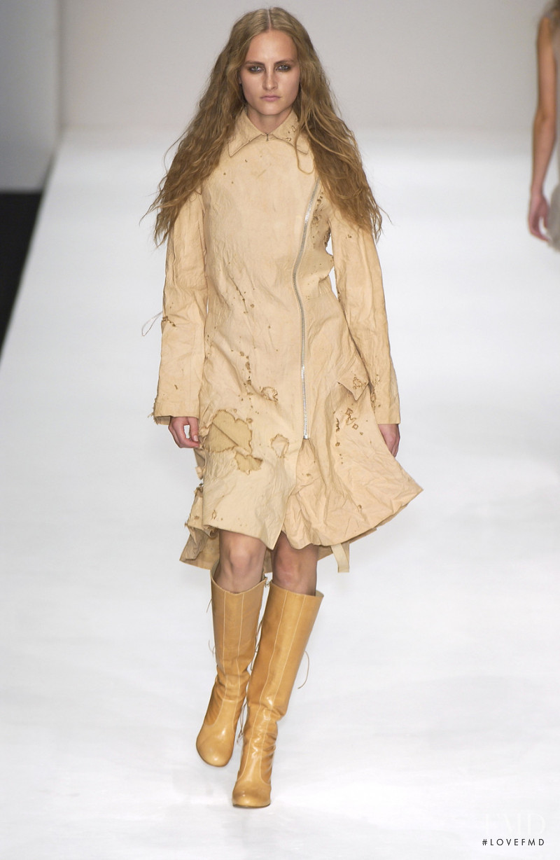 Robert Cary Williams fashion show for Spring/Summer 2005