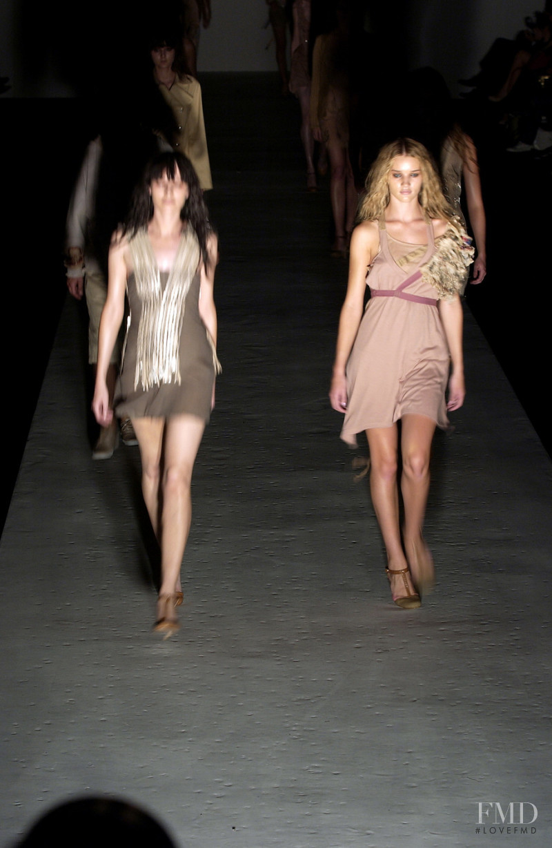 Robert Cary Williams fashion show for Spring/Summer 2005