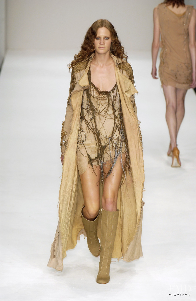 Robert Cary Williams fashion show for Spring/Summer 2005