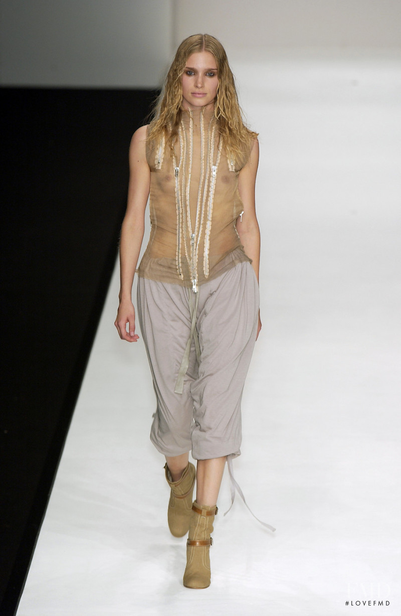 Robert Cary Williams fashion show for Spring/Summer 2005