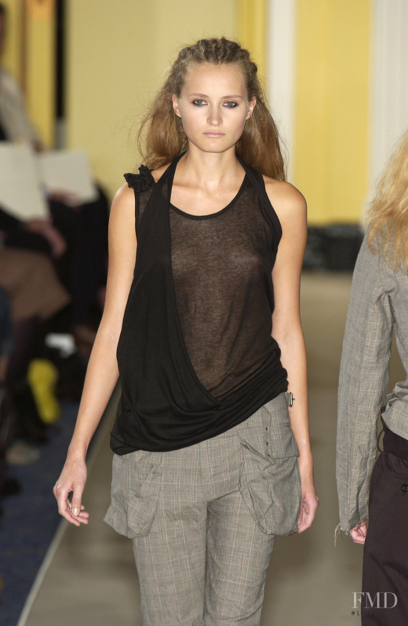 John Rocha fashion show for Spring/Summer 2005