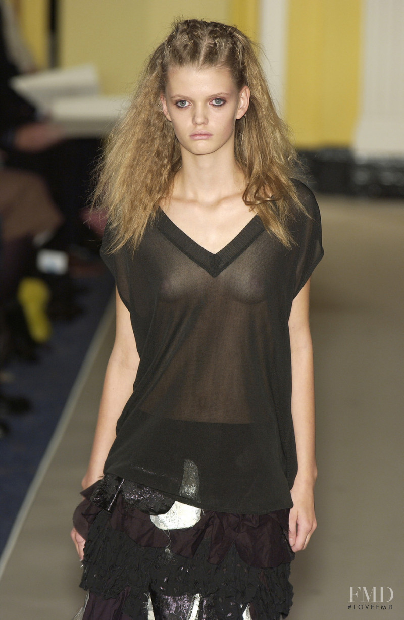 John Rocha fashion show for Spring/Summer 2005