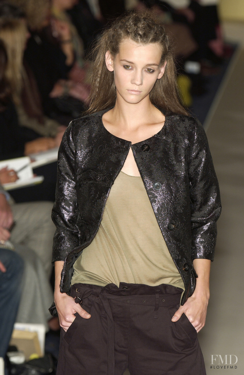 John Rocha fashion show for Spring/Summer 2005