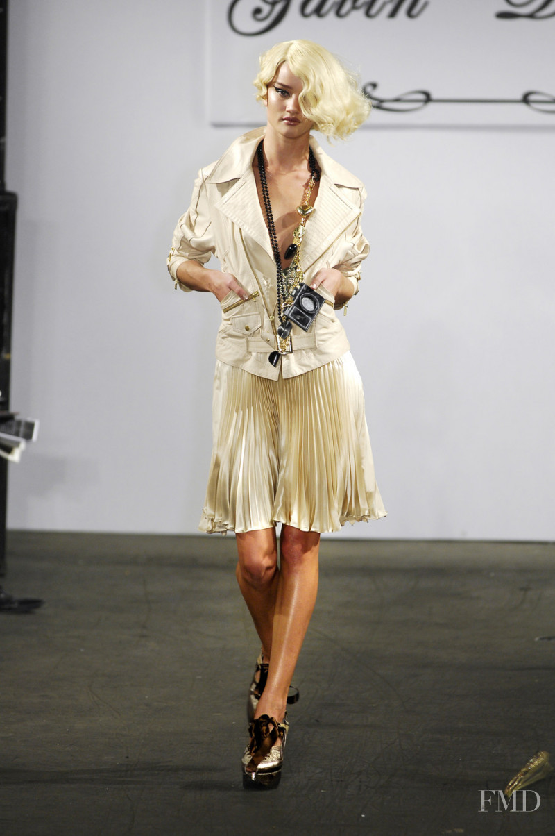 Rosie Huntington-Whiteley featured in  the Gavin Douglas fashion show for Spring/Summer 2008